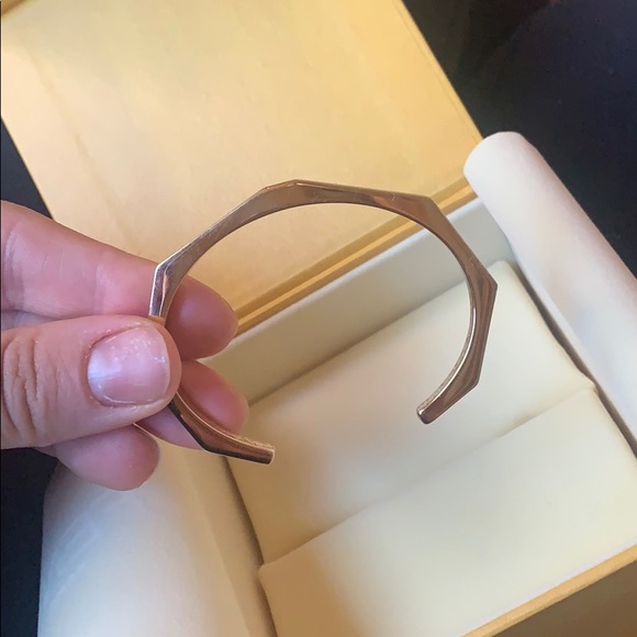 Fendi pink cuff bracelet - Picture 2 of 6